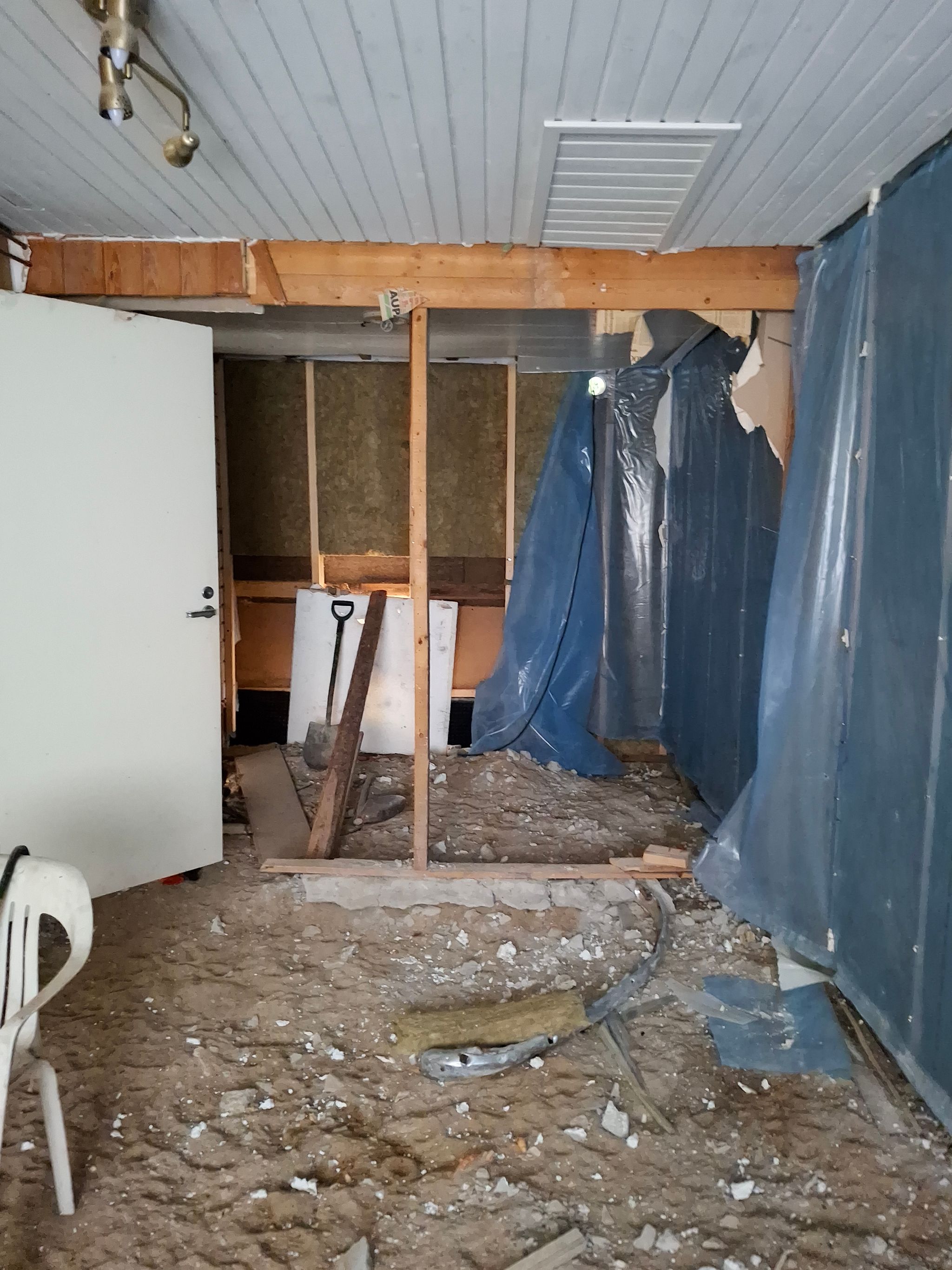 Image 7/15