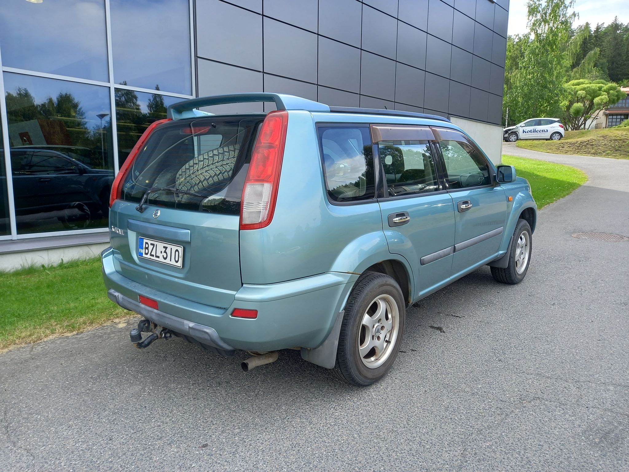 Image 3/25