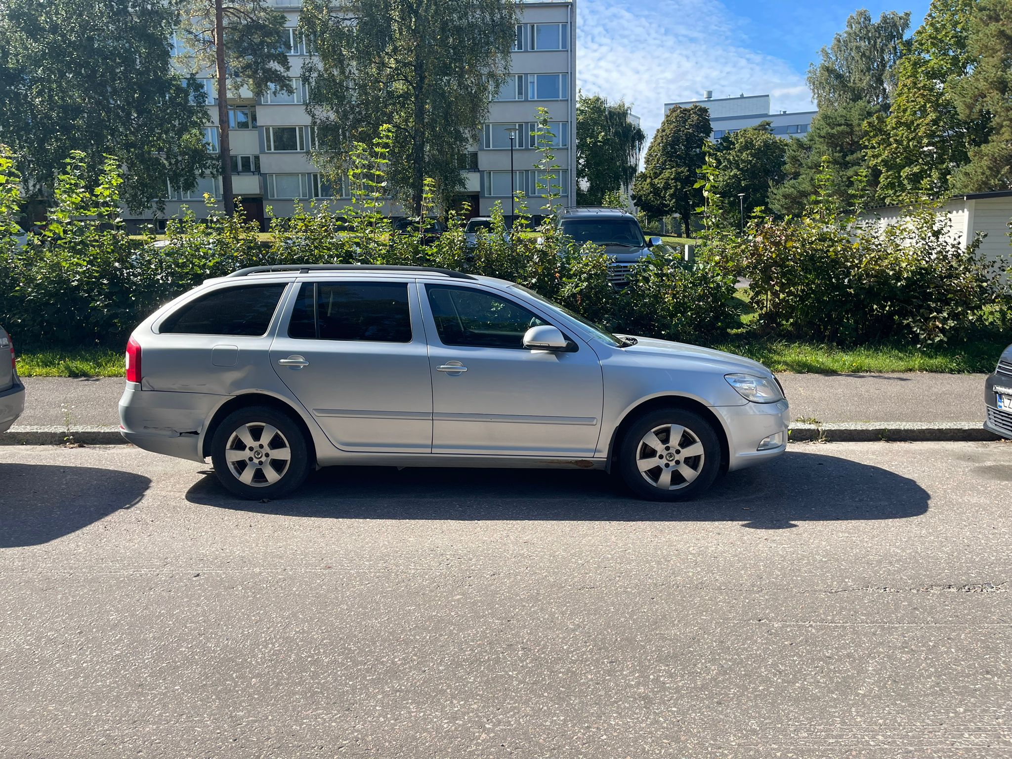 Image 1/13