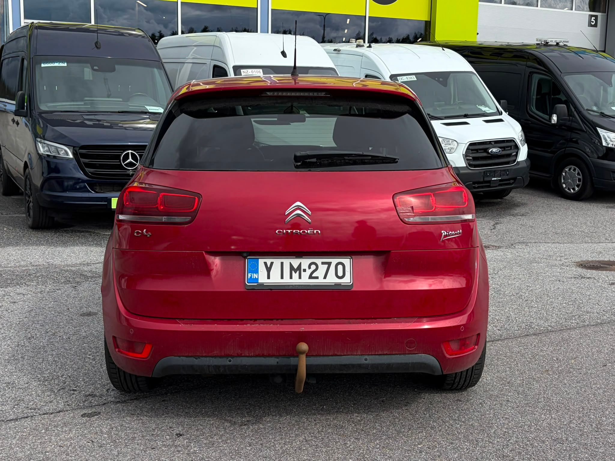 Image 6/40