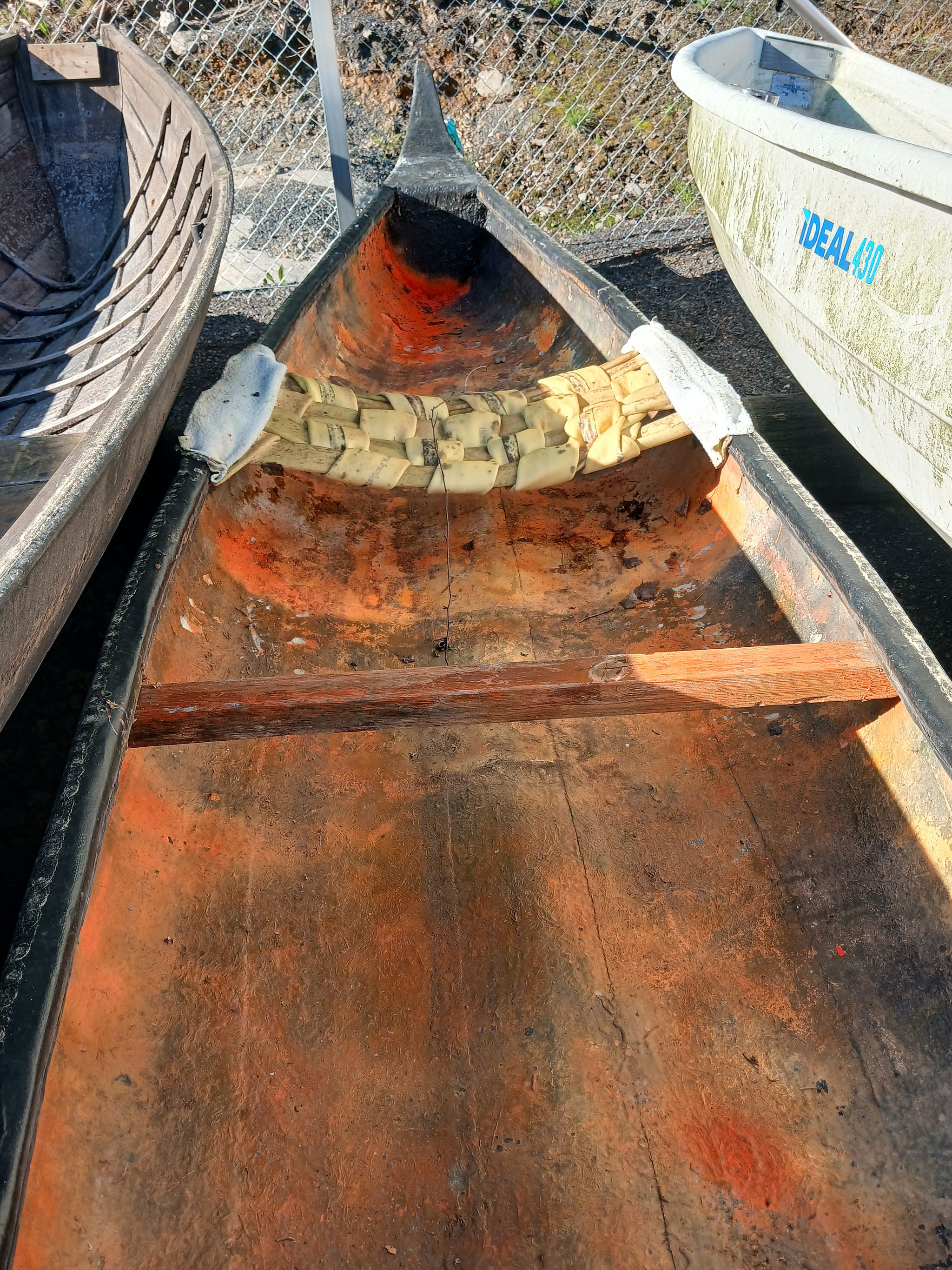 Image 4/4