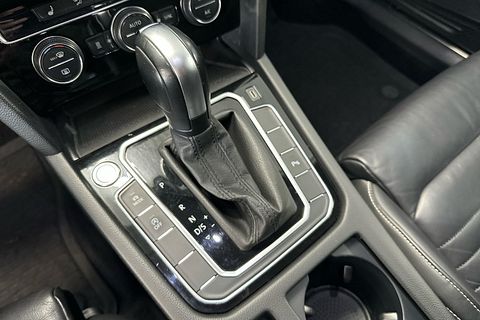 Image 12/19