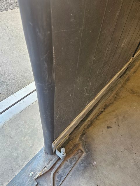 Image 6/6