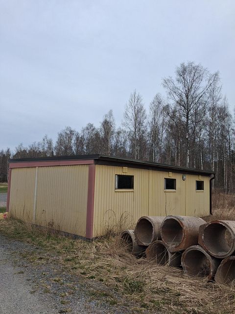 Image 3/9