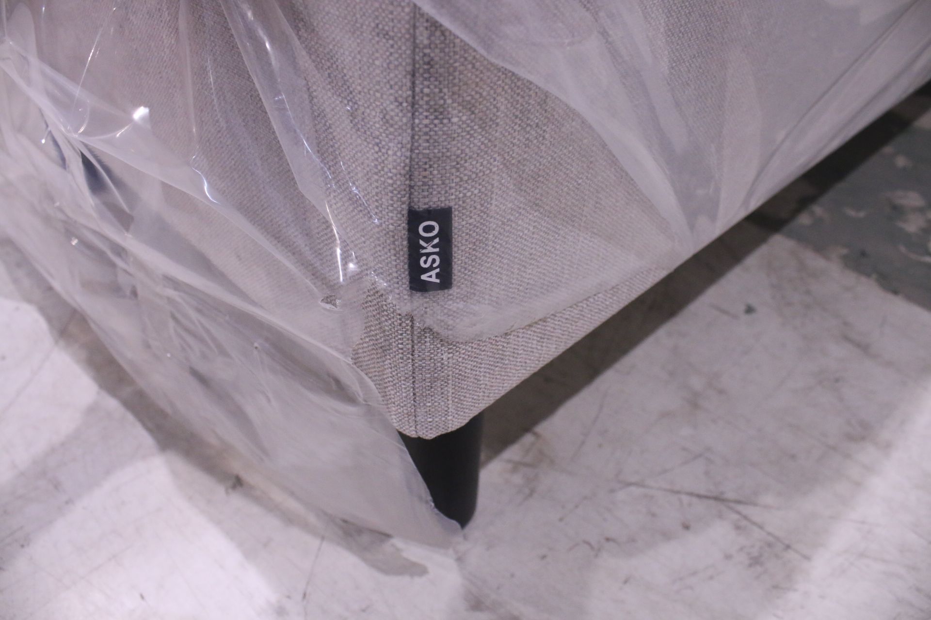 Image 9/9