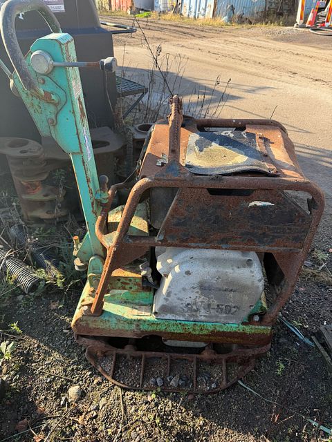Image 1/1