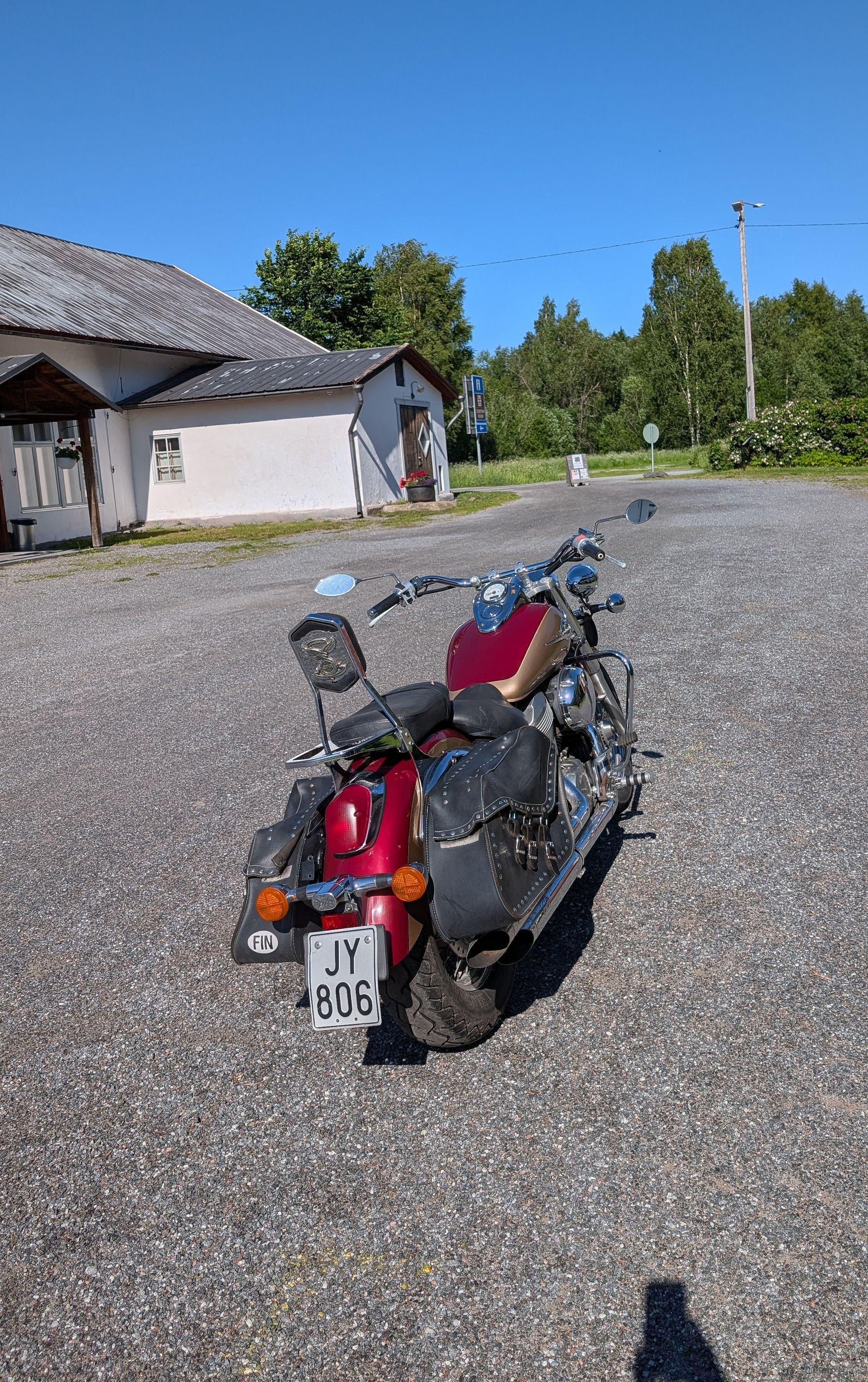 Image 2/22