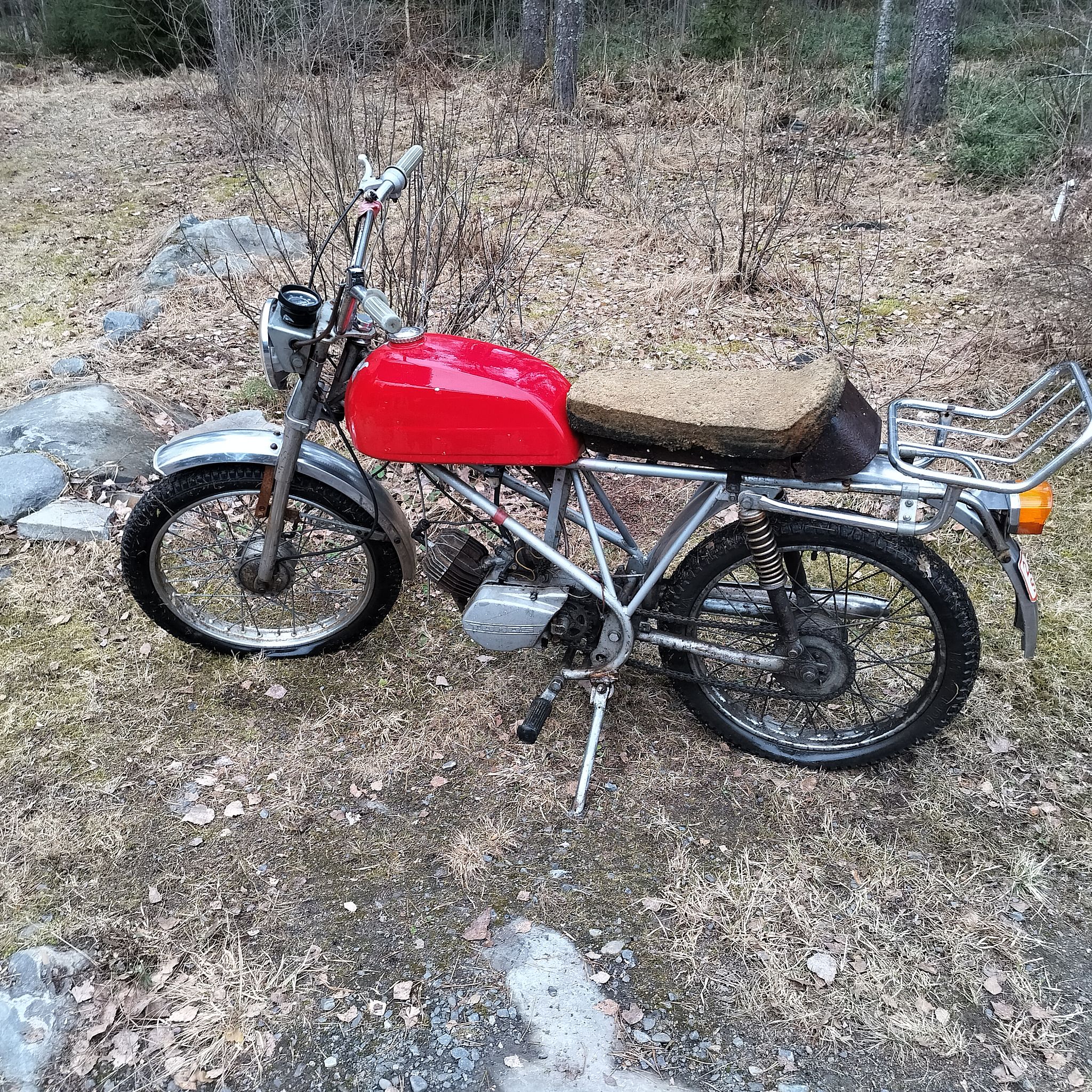 Yamaha YN50FU Skootteri Jyv skyl Huutokaupat