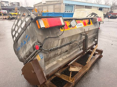 Image 4/7