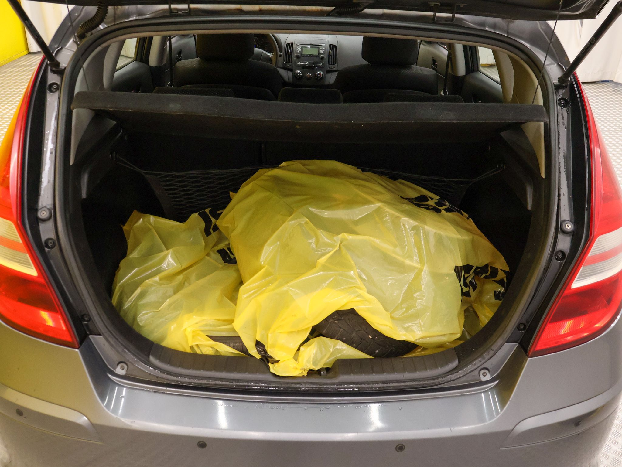 Image 17/43