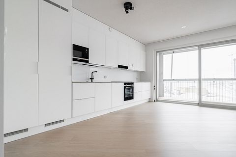 Image 4/16