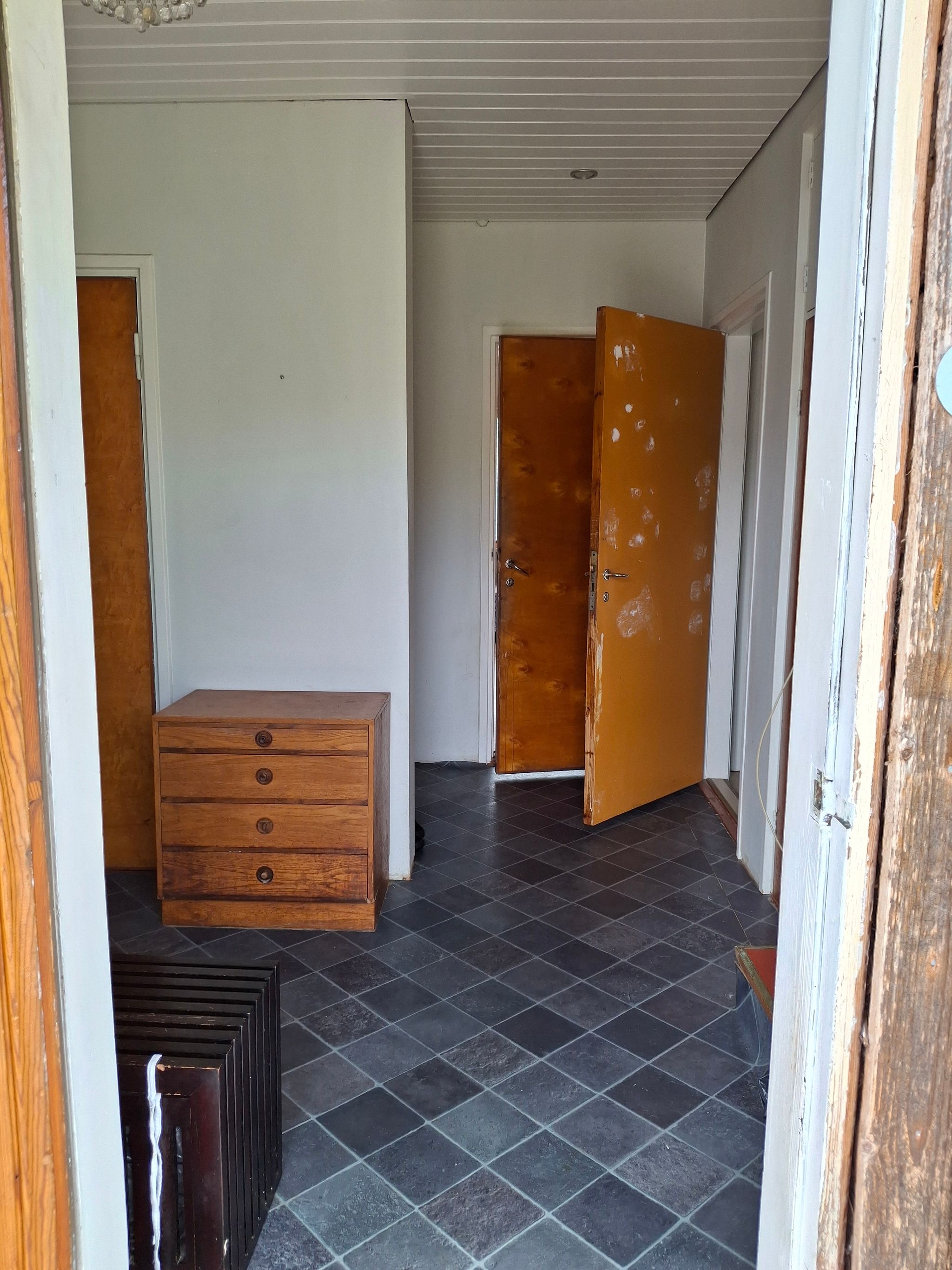Image 17/70