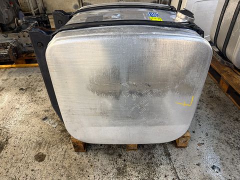 Image 6/7