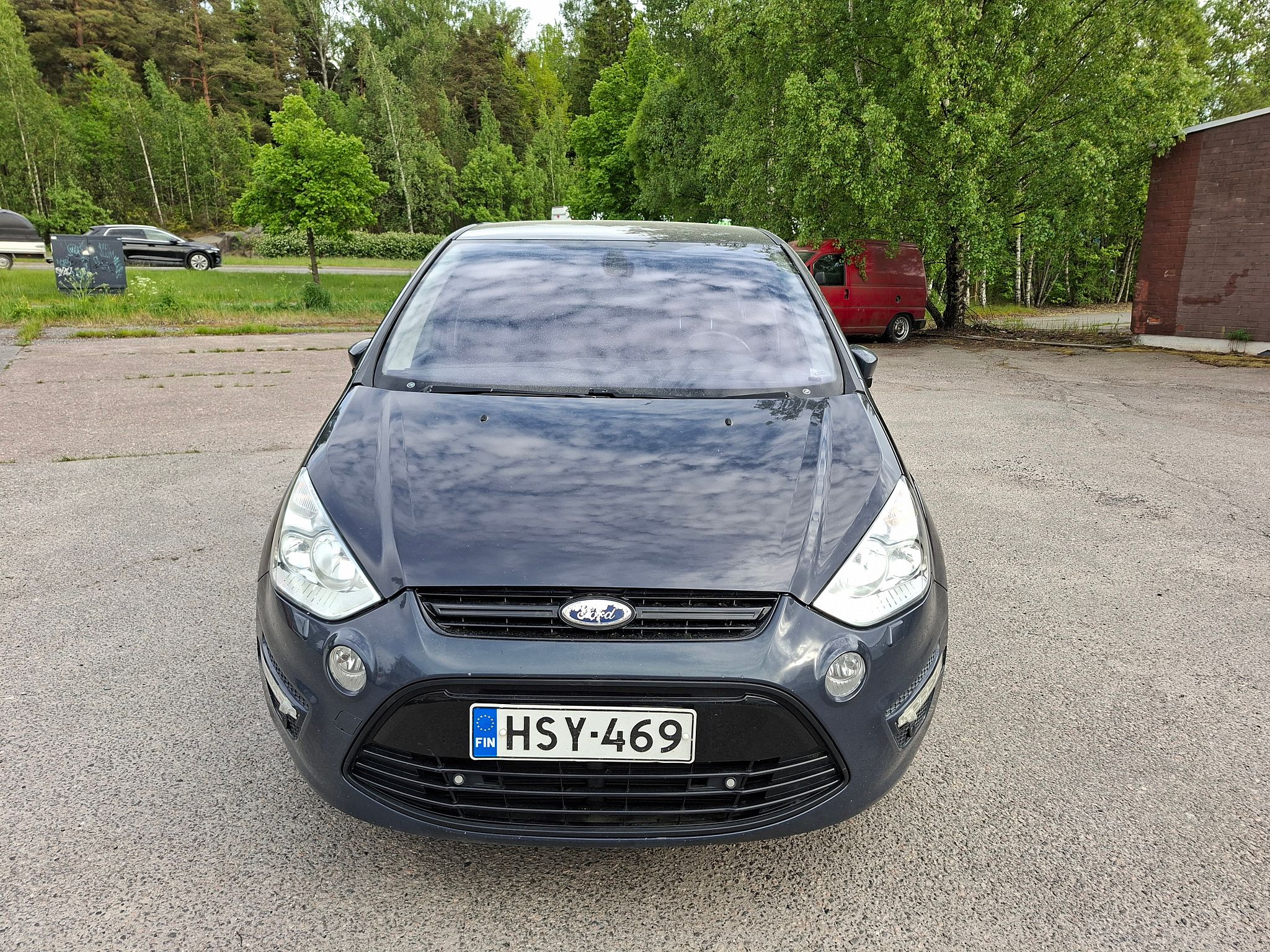 Image 2/52