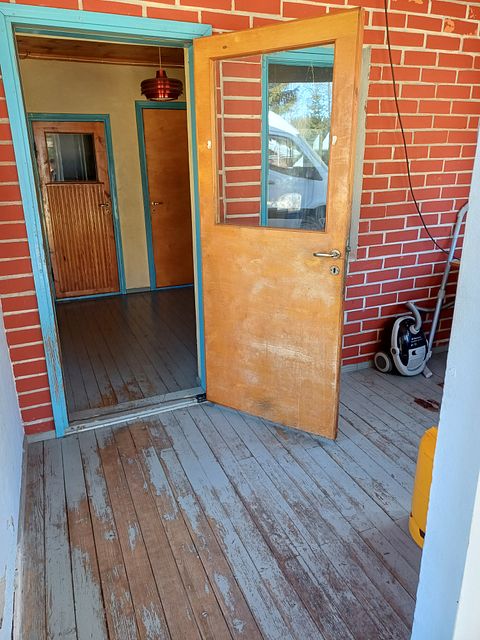 Image 8/85