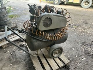 Image 1/12