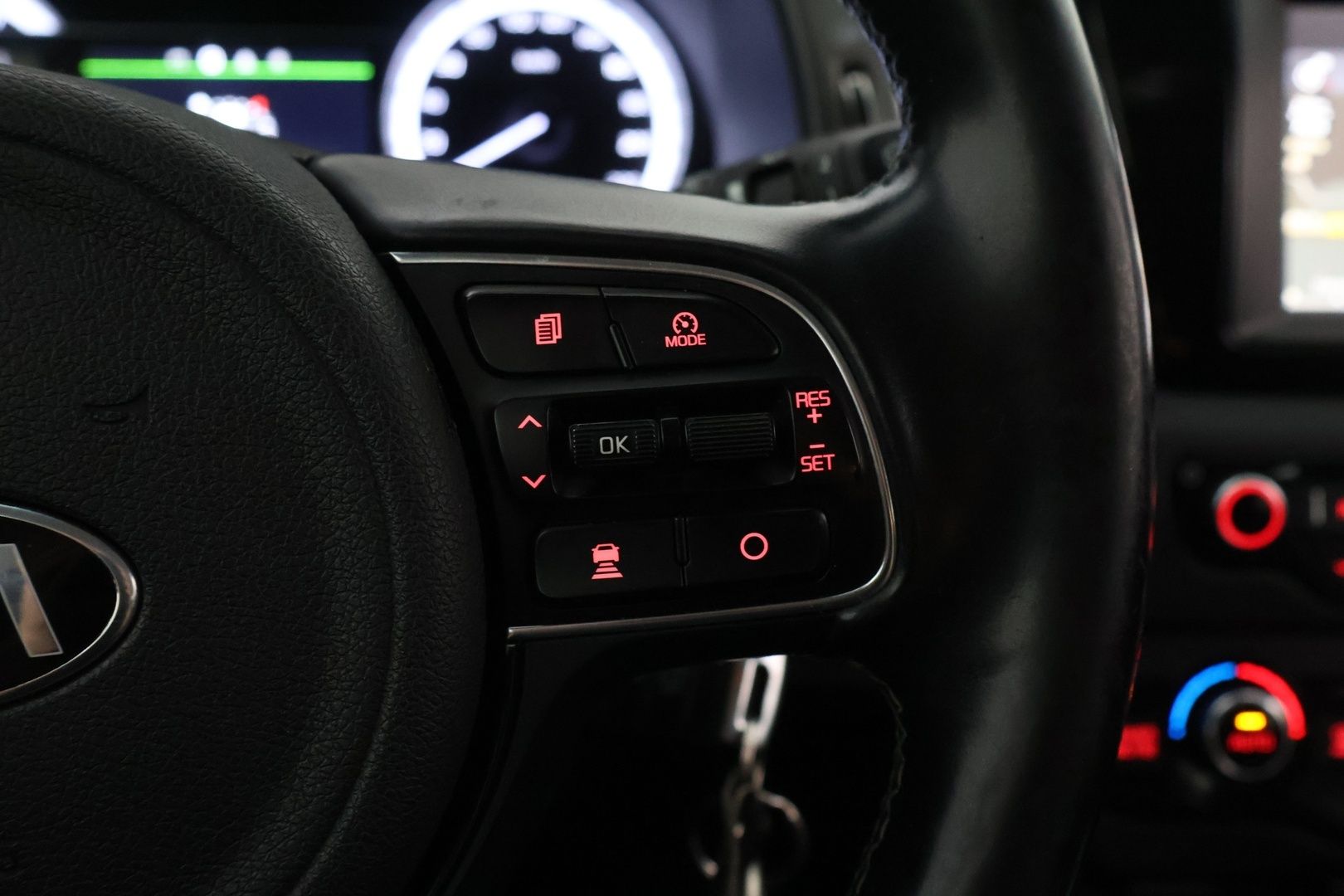 Image 21/47