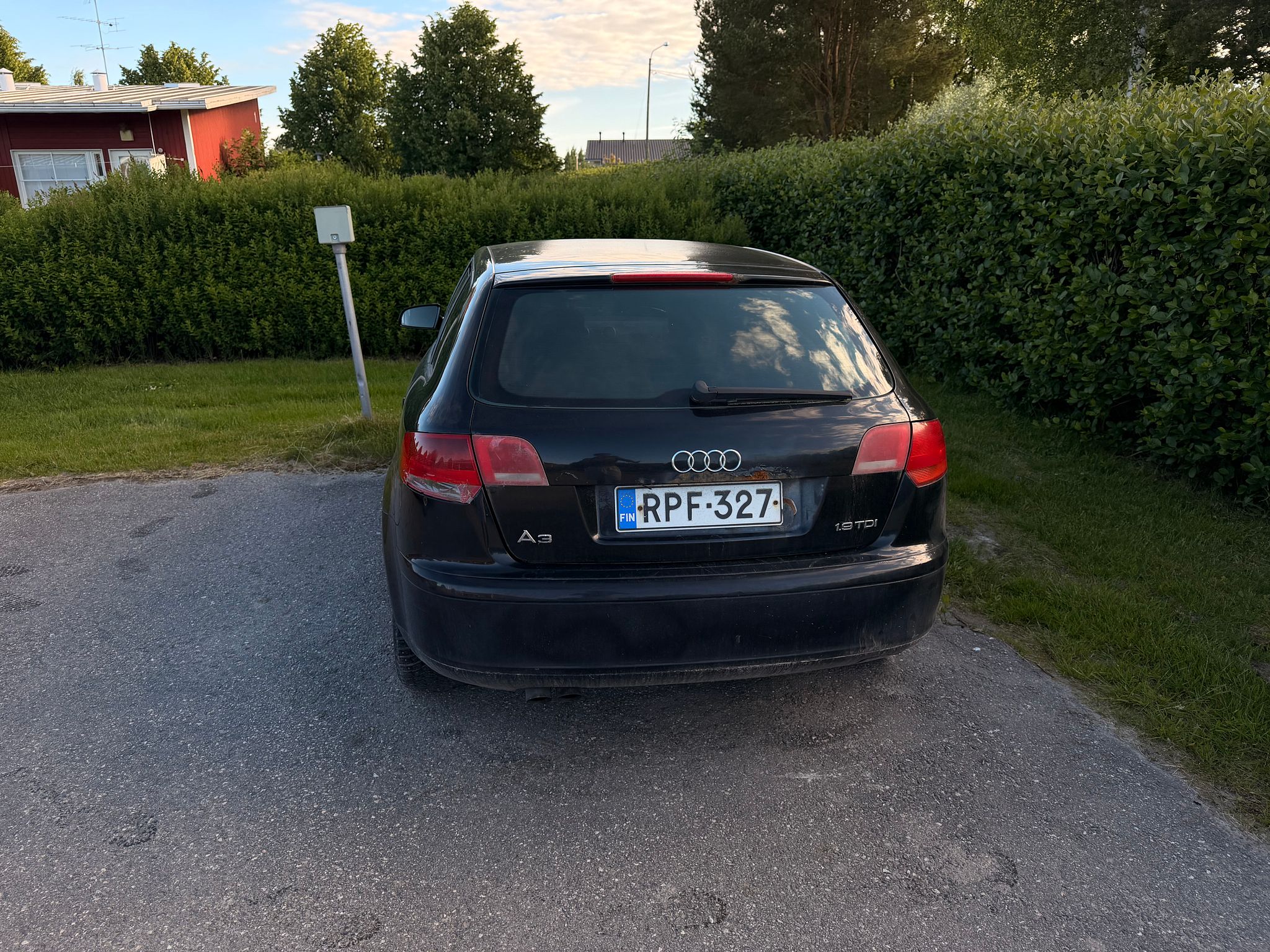 Image 6/19