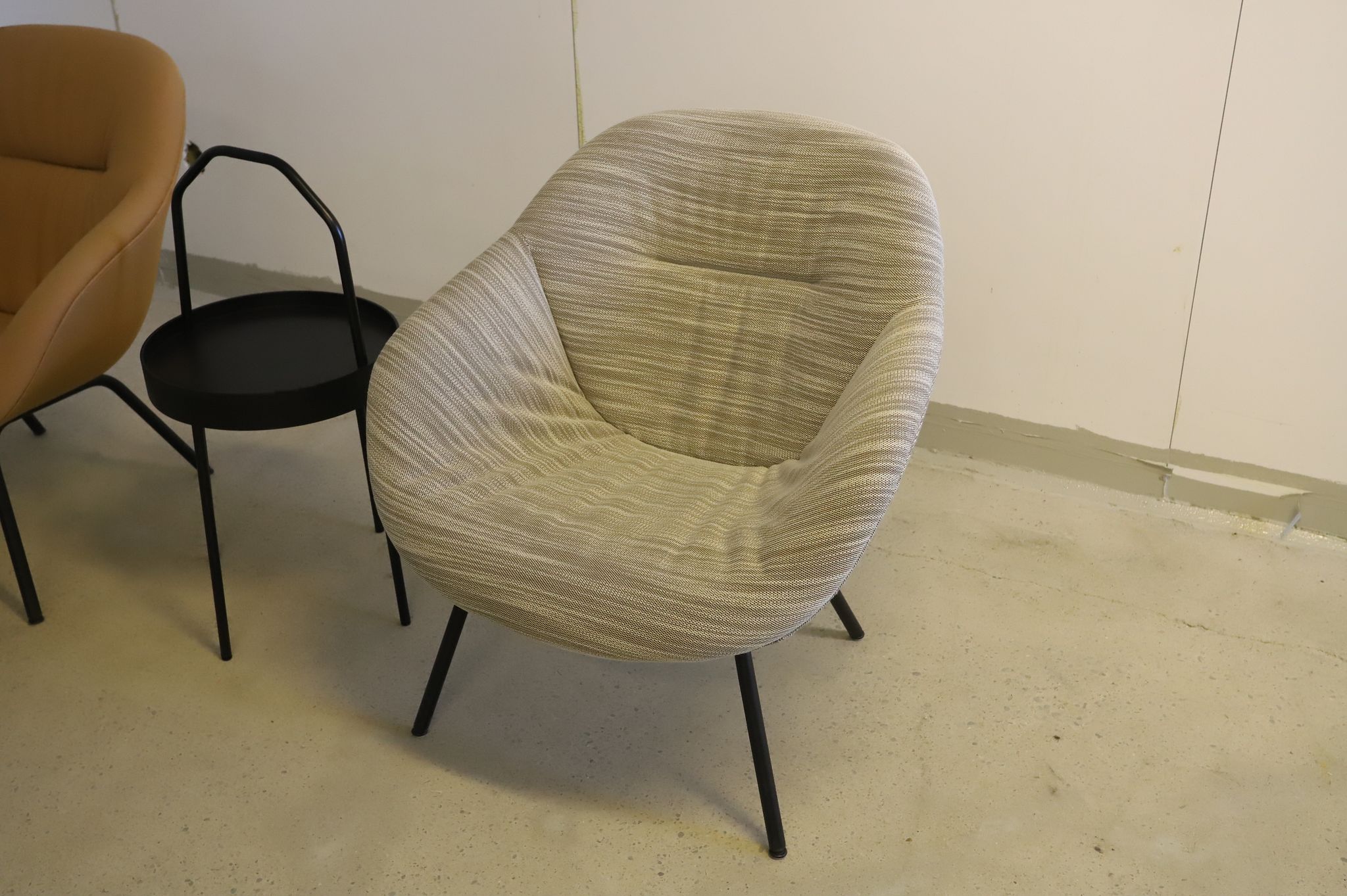 Image 3/18