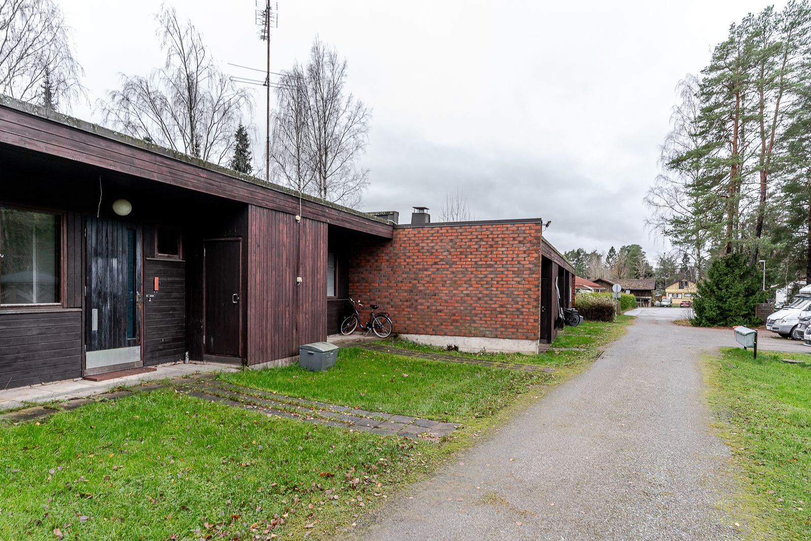 Image 16/18