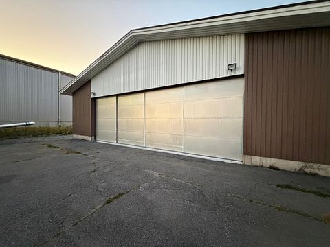 Image 1/4