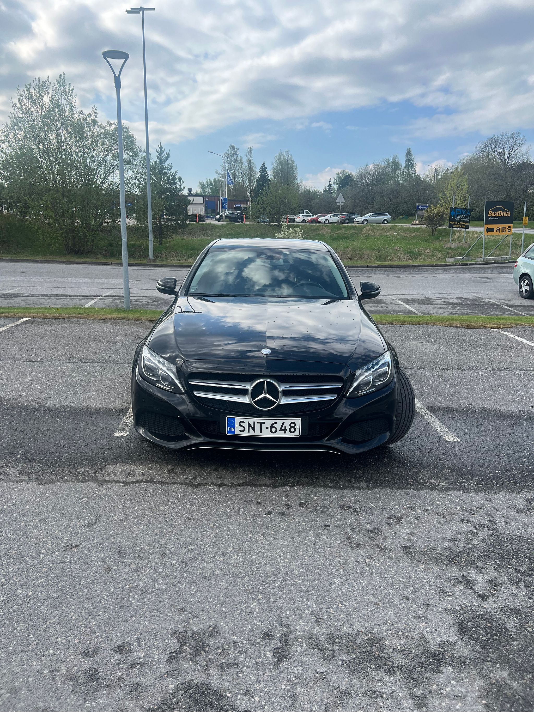 Image 1/18