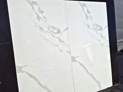 Image 18/26