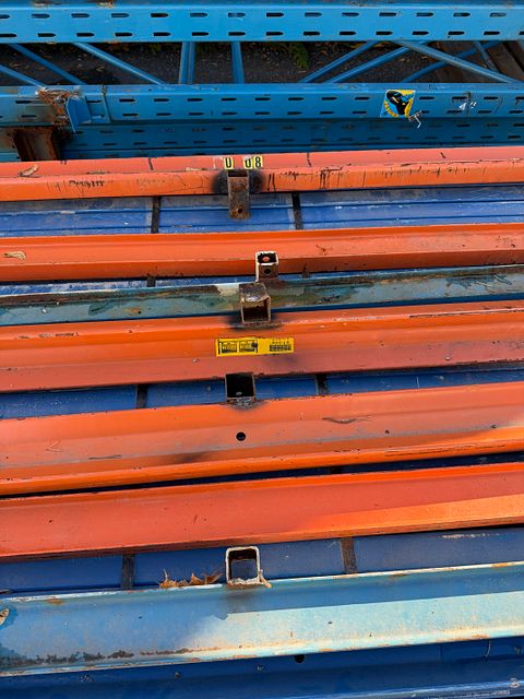 Image 6/7