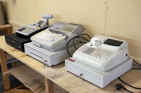Image 1/23