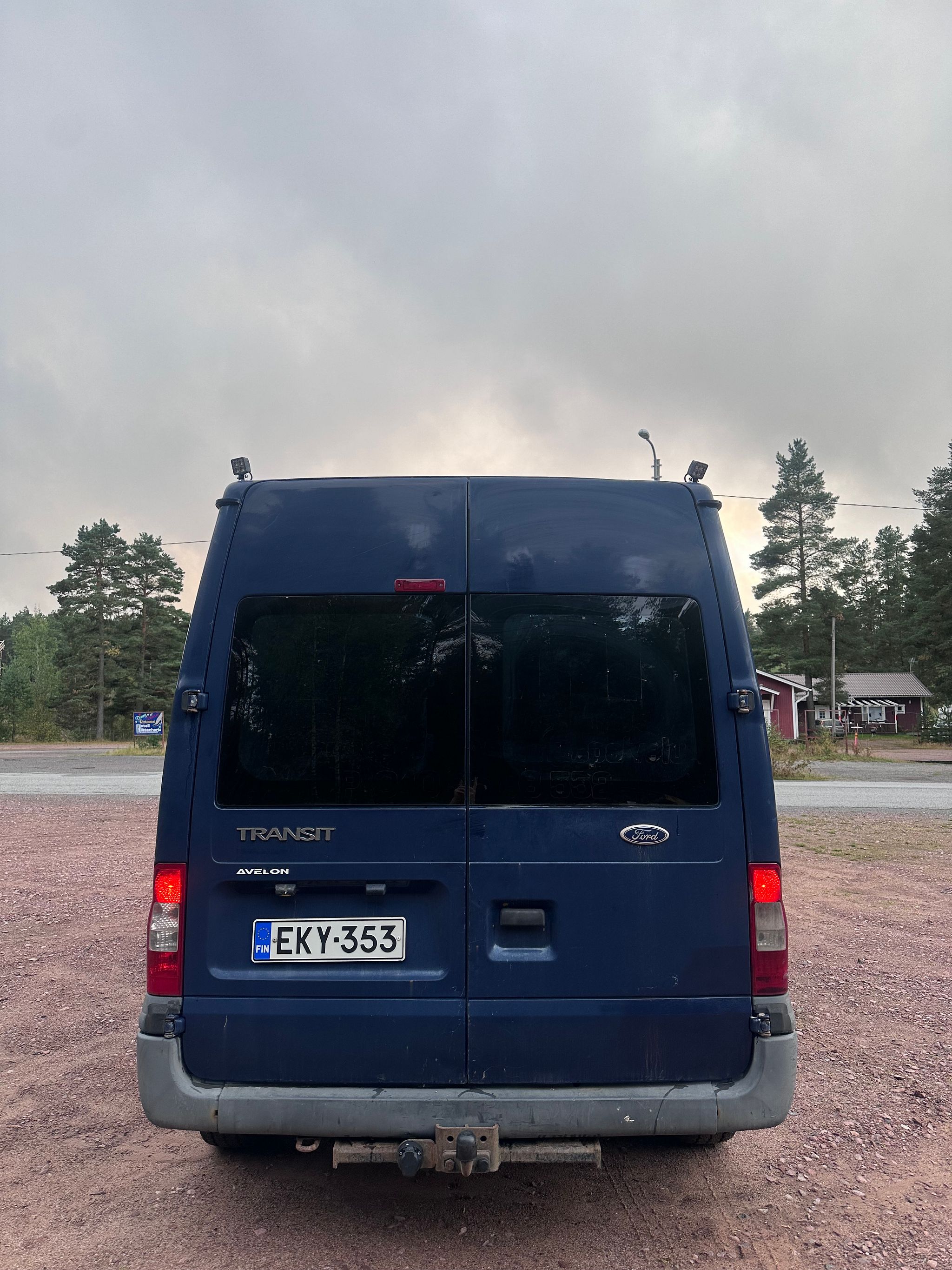 Image 7/19