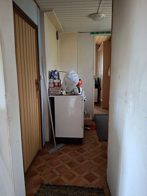 Image 12/25