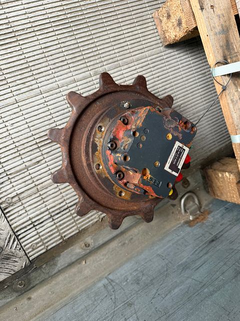 Image 2/3