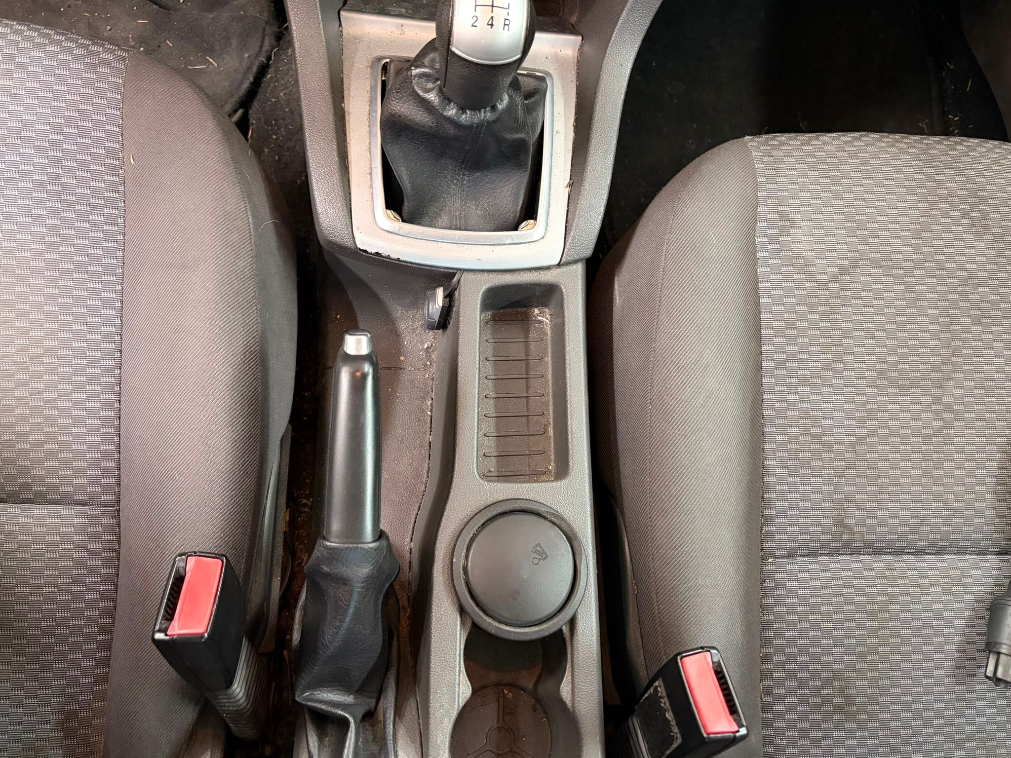 Image 11/28