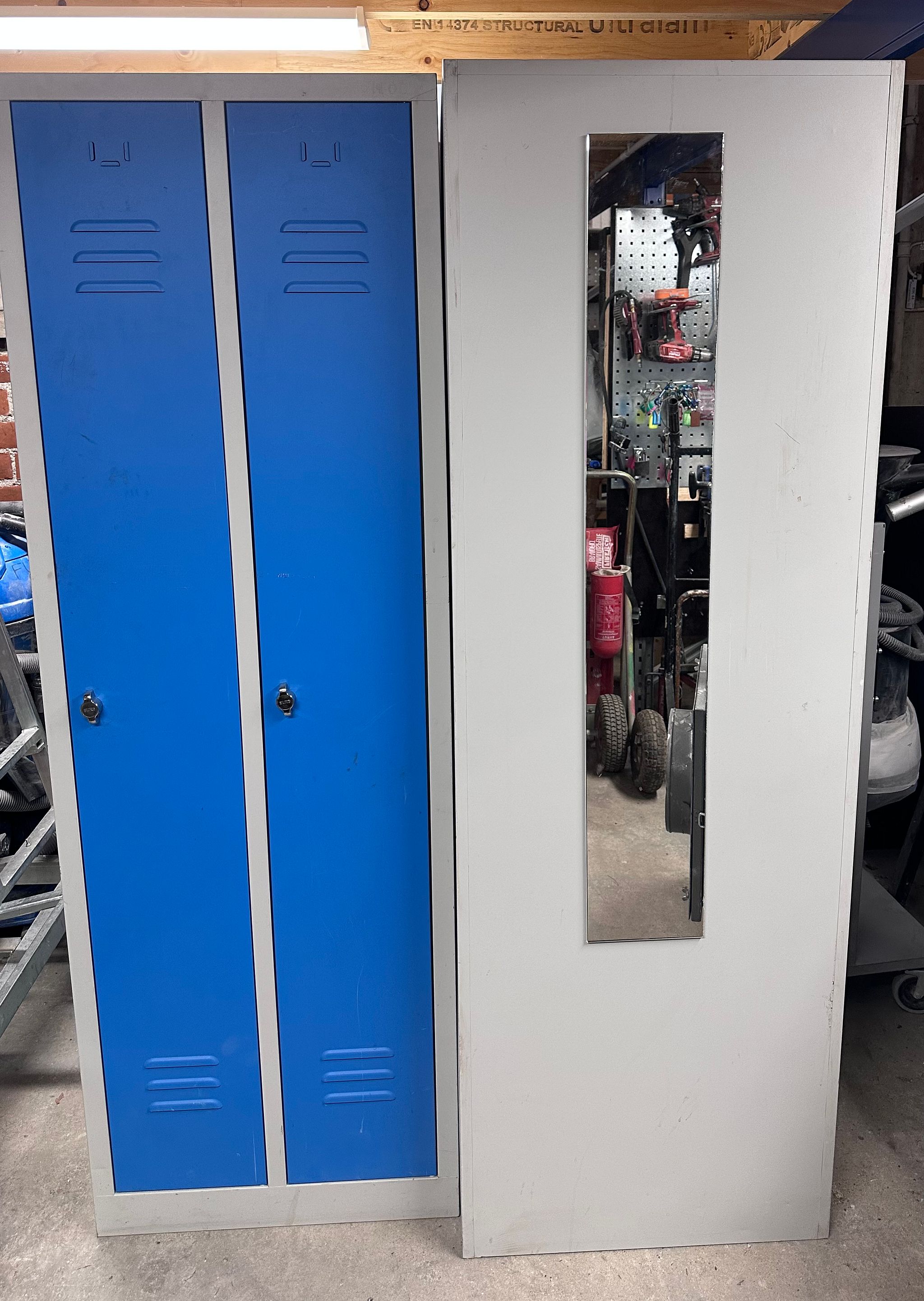 Image 1/3