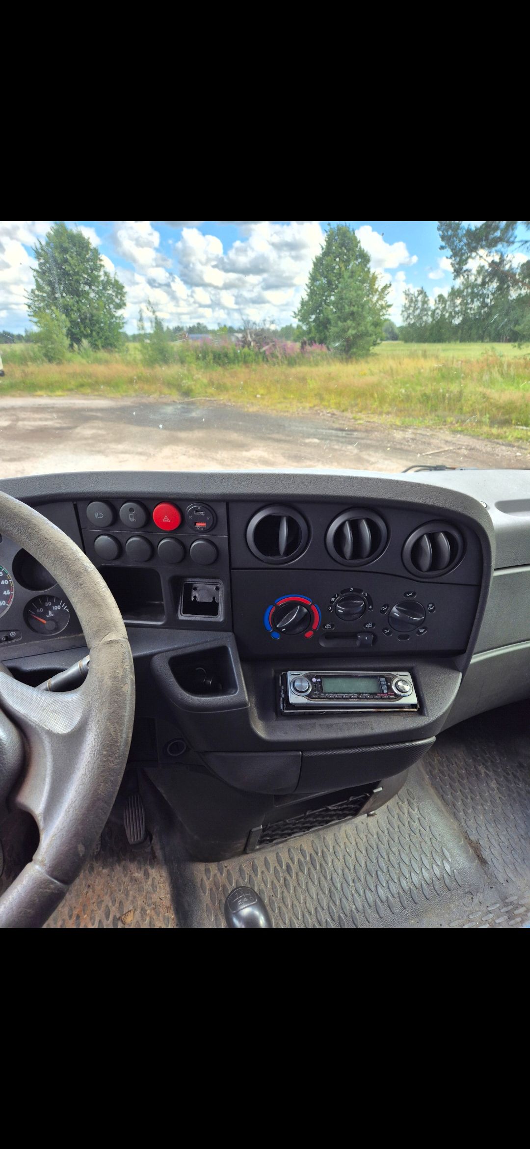 Image 7/11