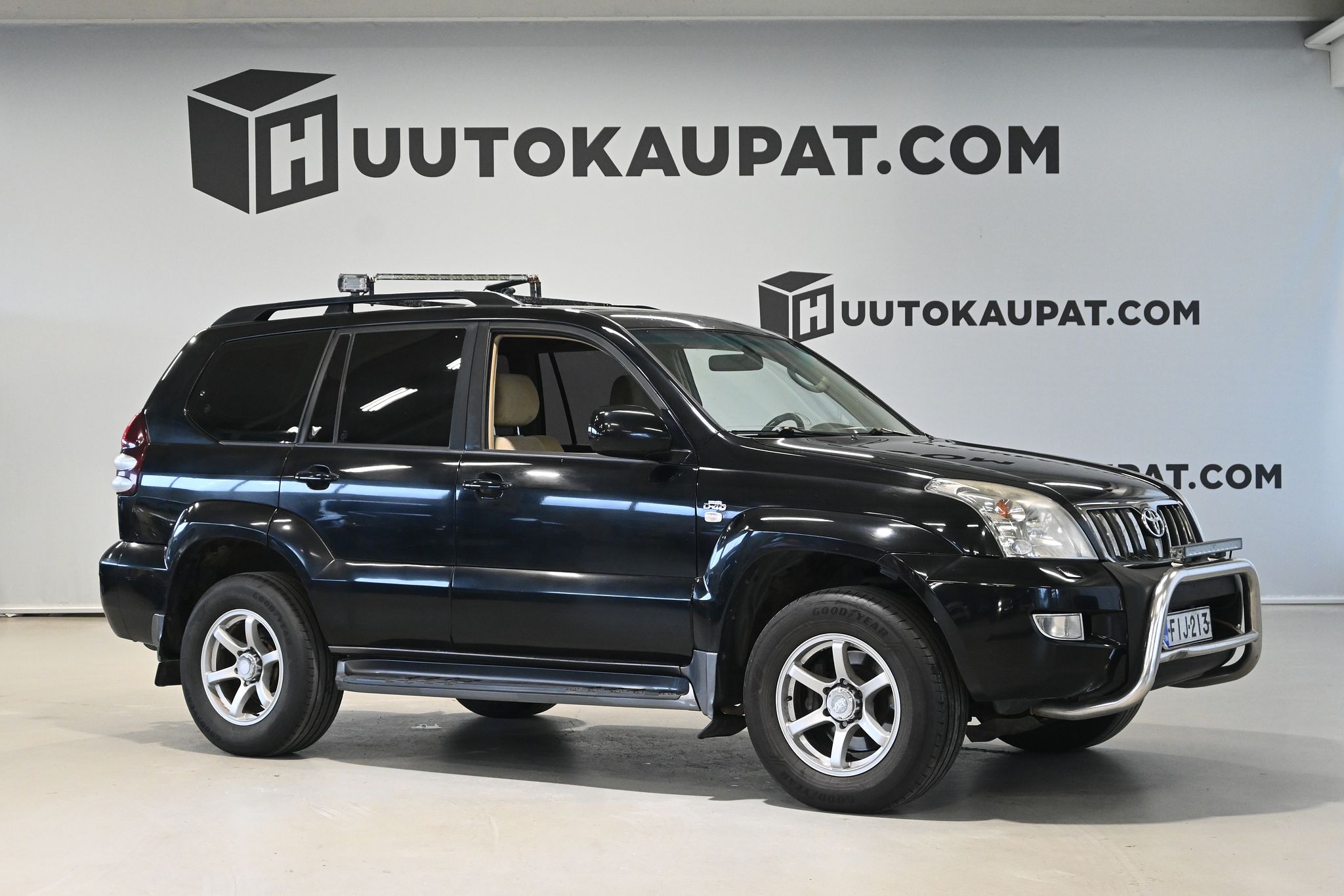 Image 1/44