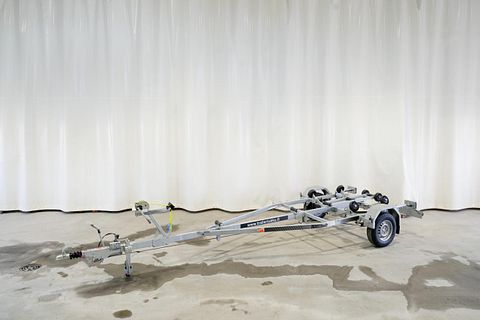 Image 3/15
