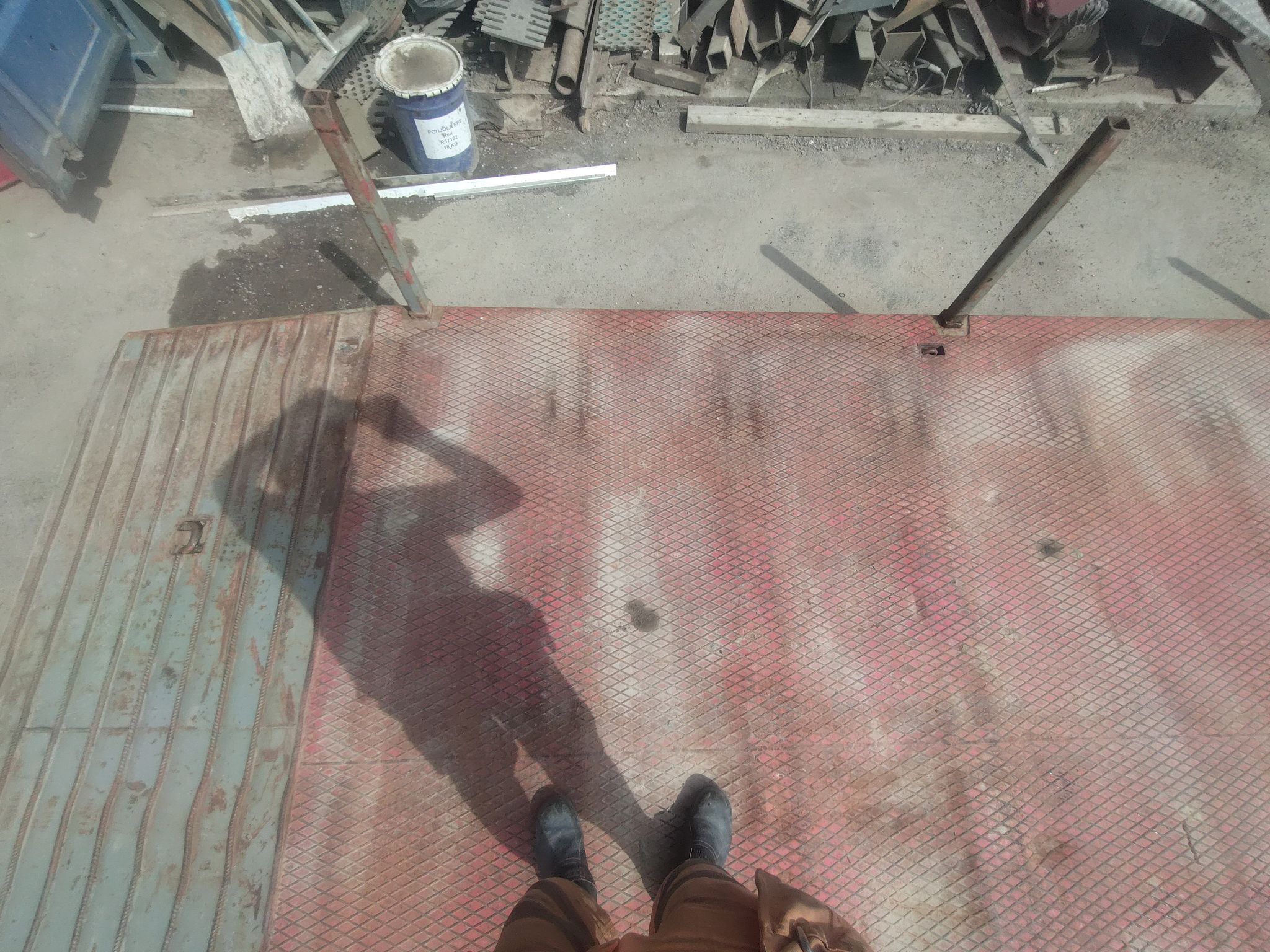 Image 11/18