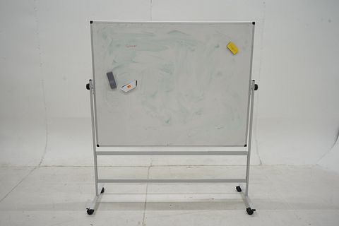 Image 2/7