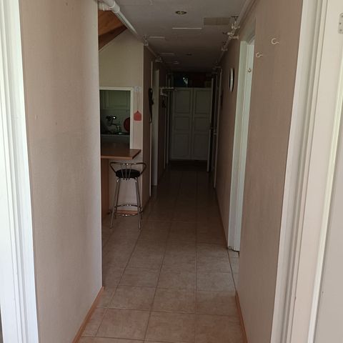 Image 12/31