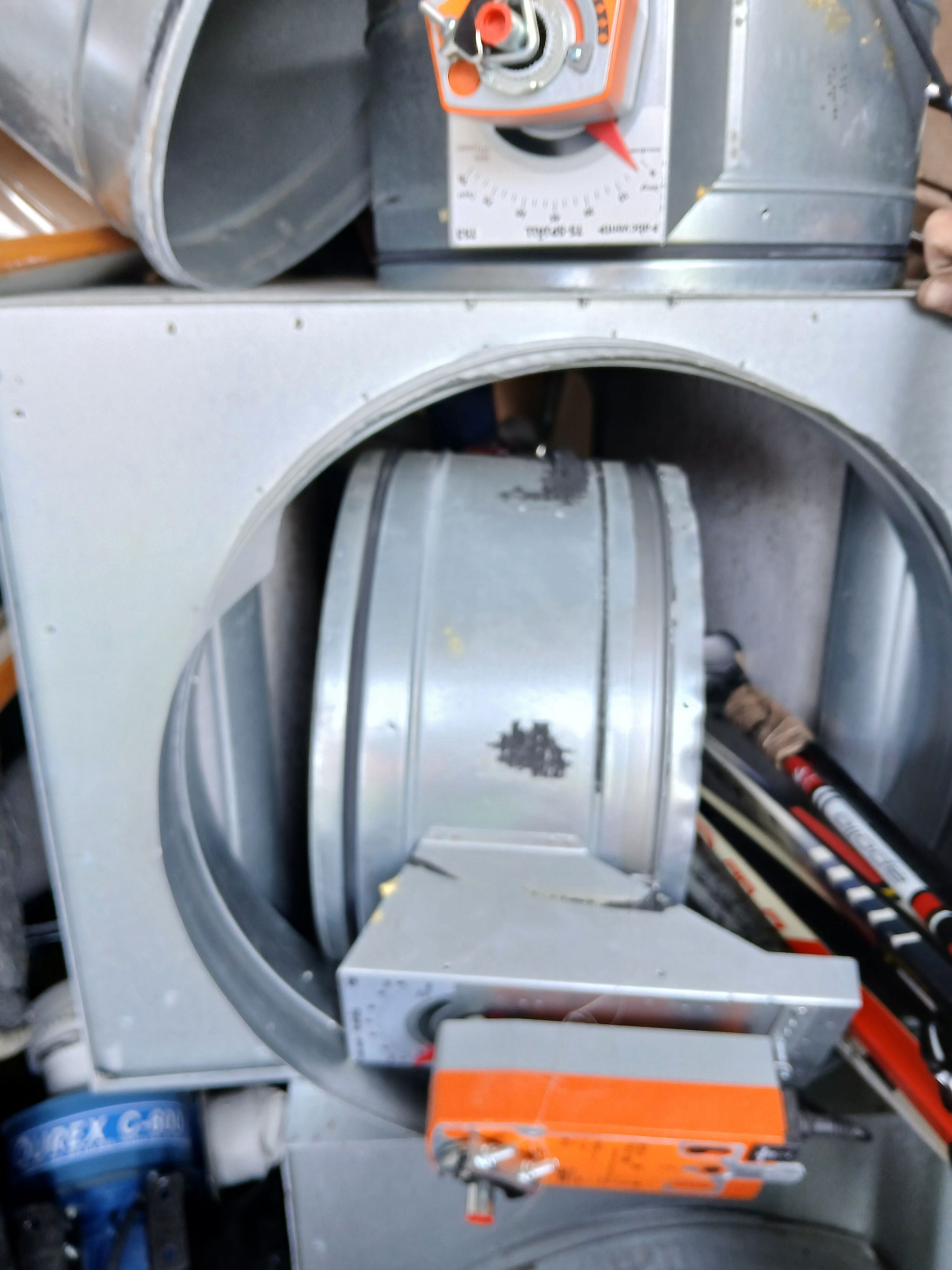 Image 4/4