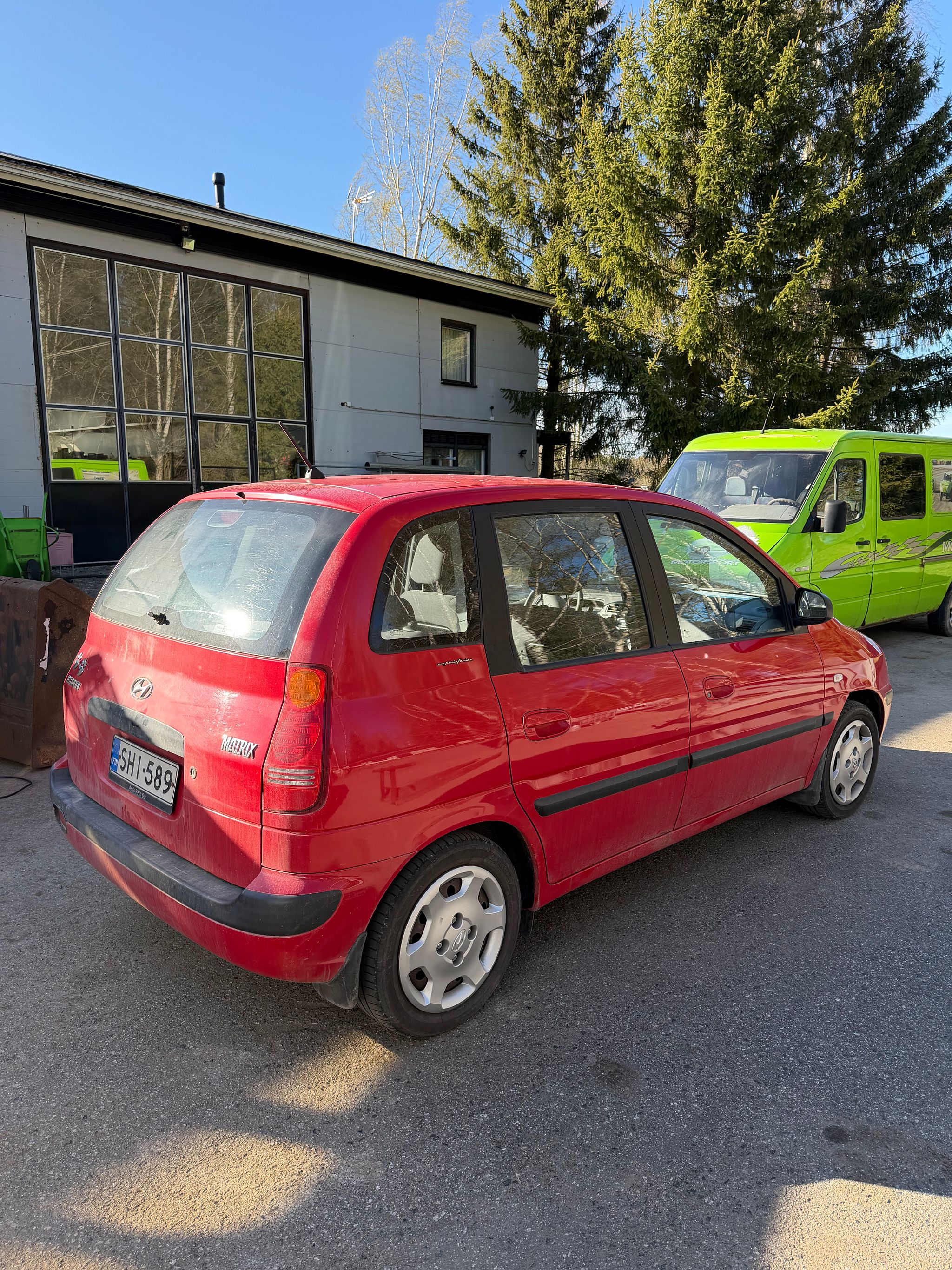 Image 2/12