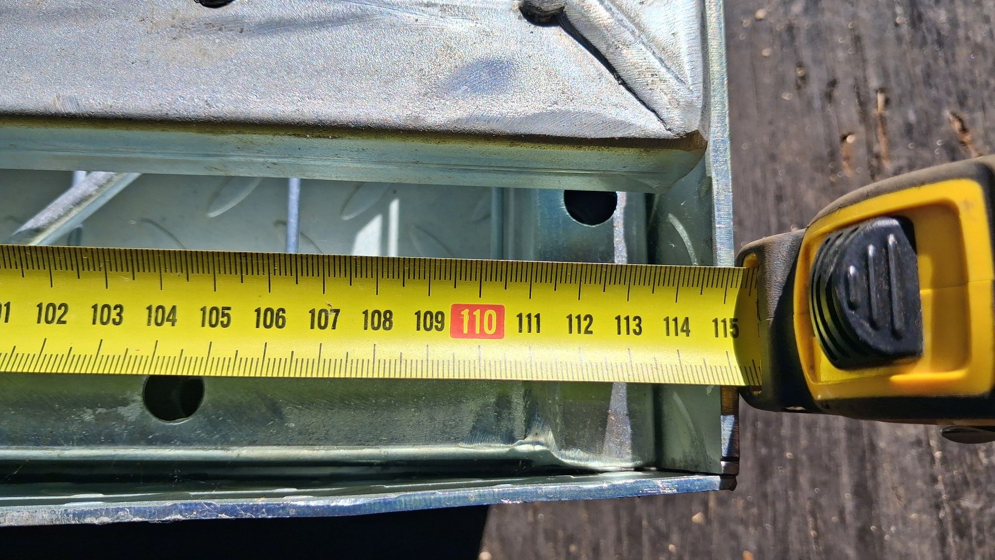 Image 8/15