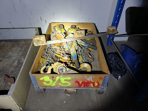 Image 6/11