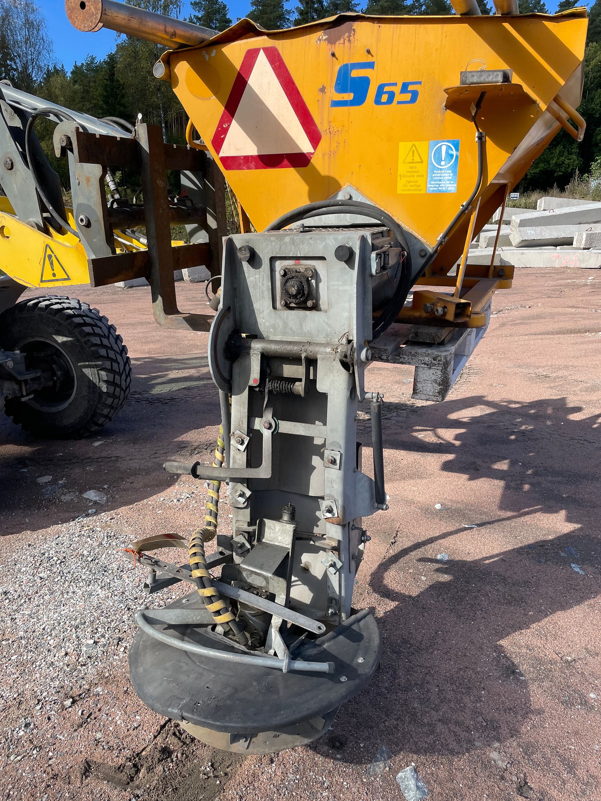 Image 6/9