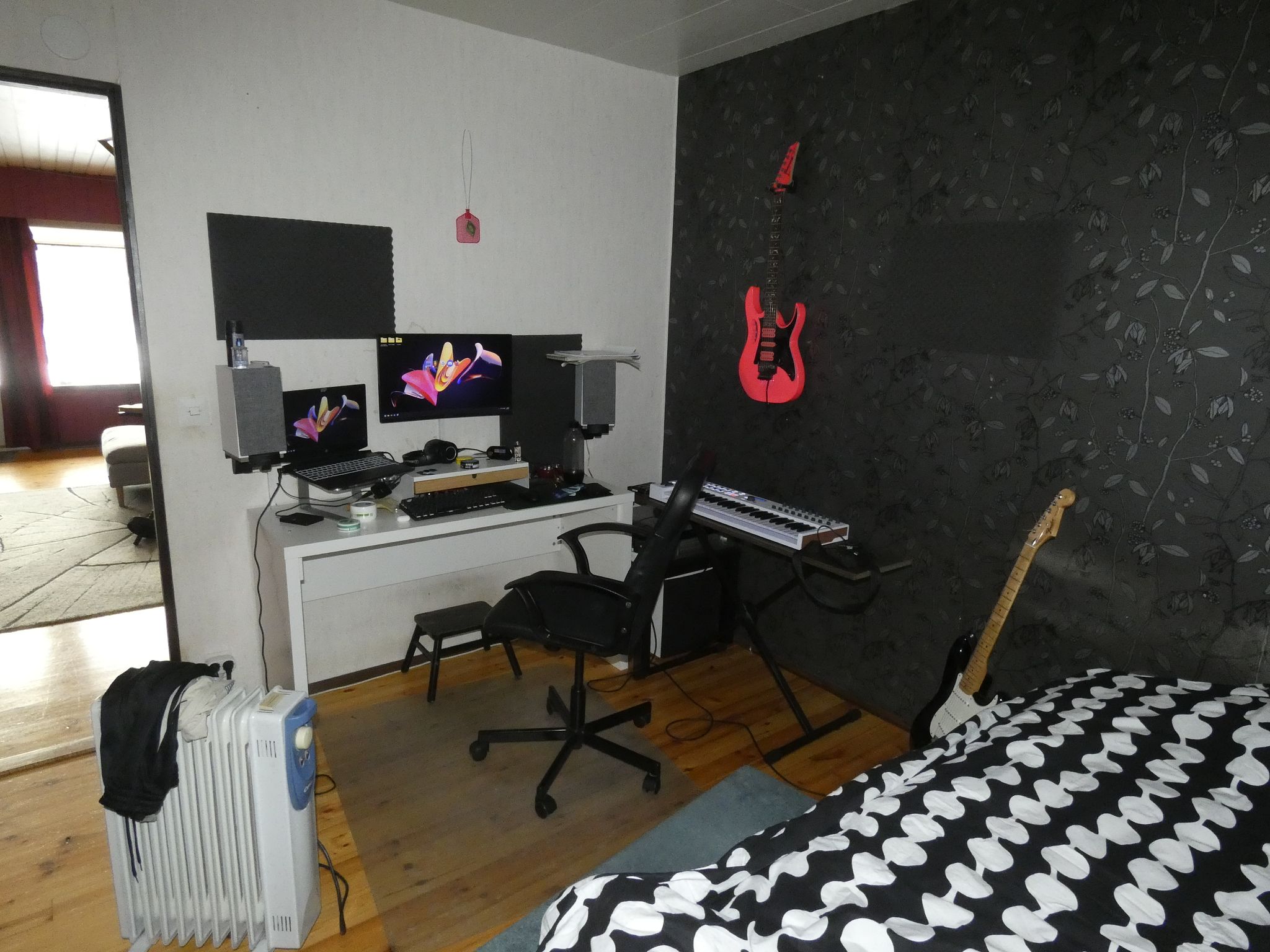 Image 23/38