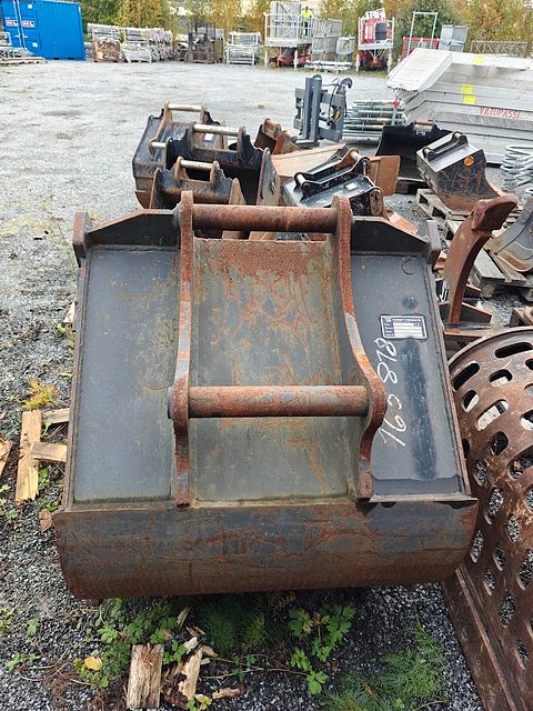 Image 3/3