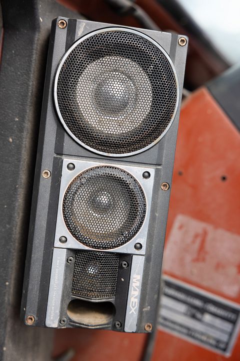 Image 21/32