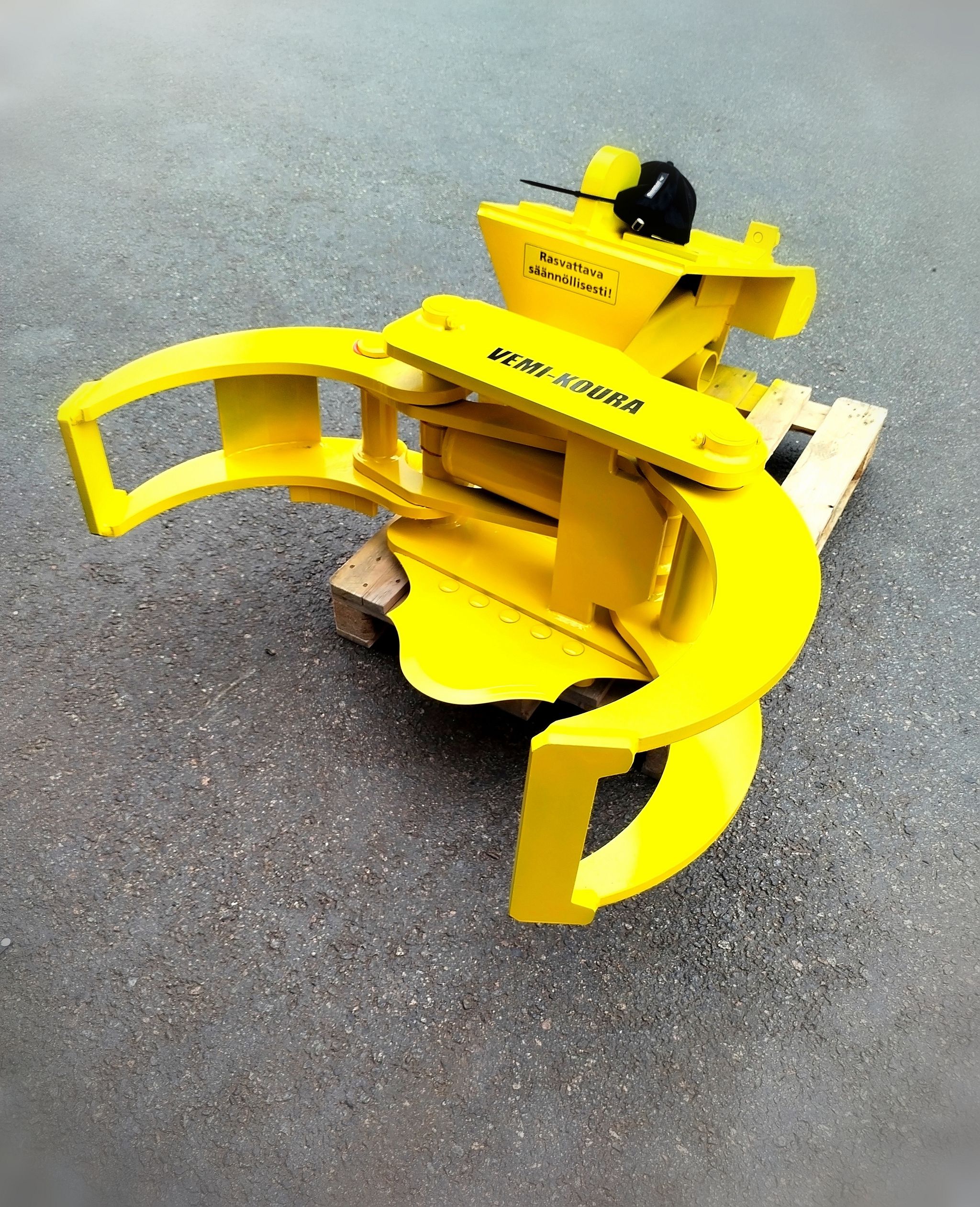 Ty koneet Ja Raskas Kalusto Huutokaupat