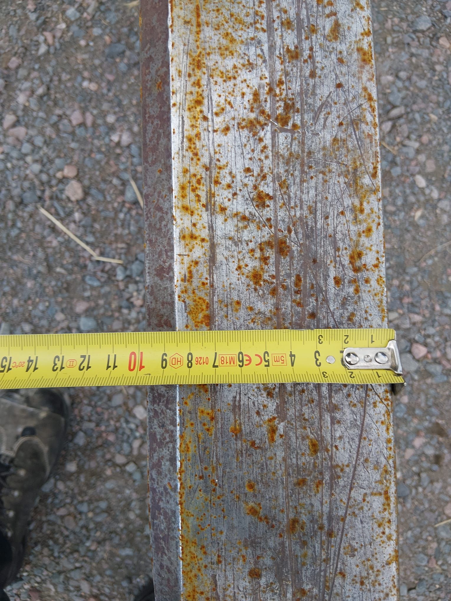 Image 4/19